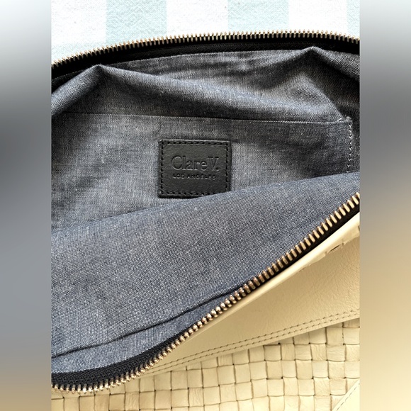 Clare V. Moyen Messenger NWOT cream woven checker - Picture 3 of 7